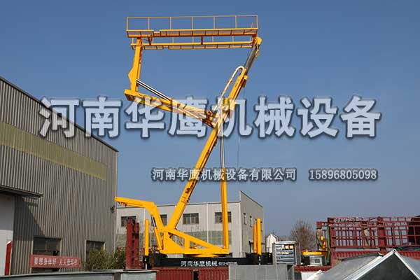 如何运用移动式升降机来搭建钢结构